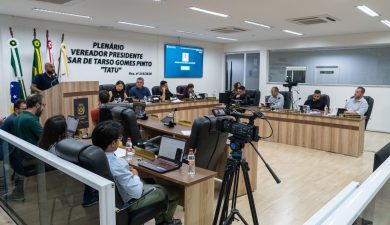 CÂMARA REJEITA VETO DO EXECUTIVO AO PROJETO KIT LANCHE VIAGEM