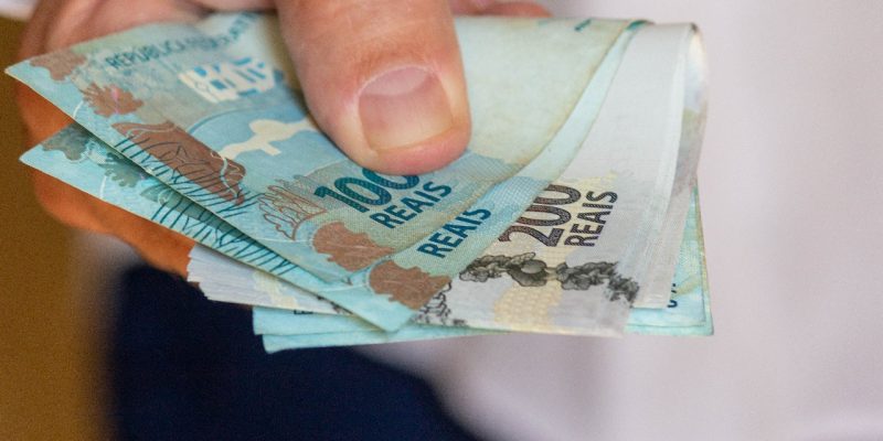 PROCON CÂMARA DESTACA DIREITO DE RESSARCIMENTO PARA QUEM SOFREU DESCONTOS INDEVIDOS EM BENEFÍCIOS