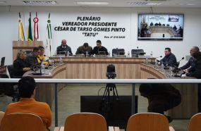CÂMARA REALIZA 9ª REUNIÃO EXTRAORDINÁRIA