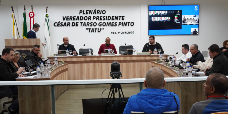 CÂMARA REALIZA 15ª REUNIÃO COM FOCO EM MELHORIAS PARA A POPULAÇÃO