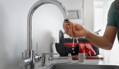 DESCUBRA COM O PROCON CÂMARA COMO EVITAR O AUMENTO DA SUA CONTA DE ÁGUA