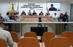 20ª REUNIÃO ORDINÁRIA TRATA DE HABITAÇÃO, EDUCAÇÃO E SAÚDE