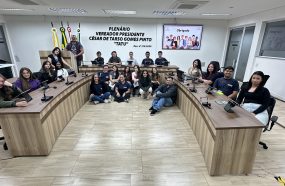 ALUNOS DO SENAI VISITAM LEGISLATIVO PELO PROJETO “CÂMARA DE PORTAS ABERTAS”