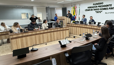 CÂMARA E SICREDI PROMOVEM PALESTRA SOBRE REFORMA TRIBUTÁRIA