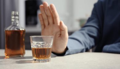 PROCON CÂMARA FAZ ALERTA SOBRE BEBIDAS ALCOÓLICAS ADULTERADAS