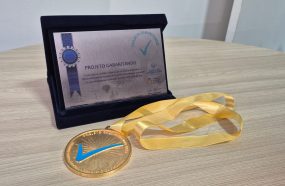 PROJETO “GABARITANDO” RECONHECE O DESEMPENHO DE 104 ESTUDANTES DAS REDES PÚBLICA E PRIVADA DE EXTREMA