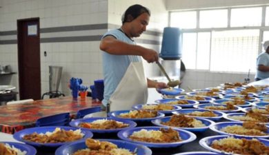 PROJETO QUE DESTINA ALIMENTOS A ESCOLAS ESTADUAIS É APROVADO NA 24ª REUNIÃO ORDINÁRIA