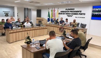 LEGISLATIVO REALIZA 30ª REUNIÃO ORDINÁRIA E 22ª EXTRAORDINÁRIA