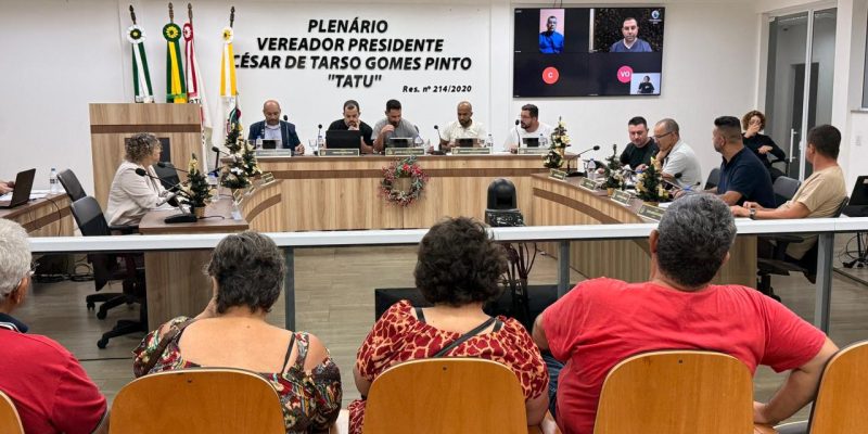 CÂMARA REALIZA ÚLTIMAS REUNIÕES ORDINÁRIA E EXTRAORDINÁRIA DO ANO