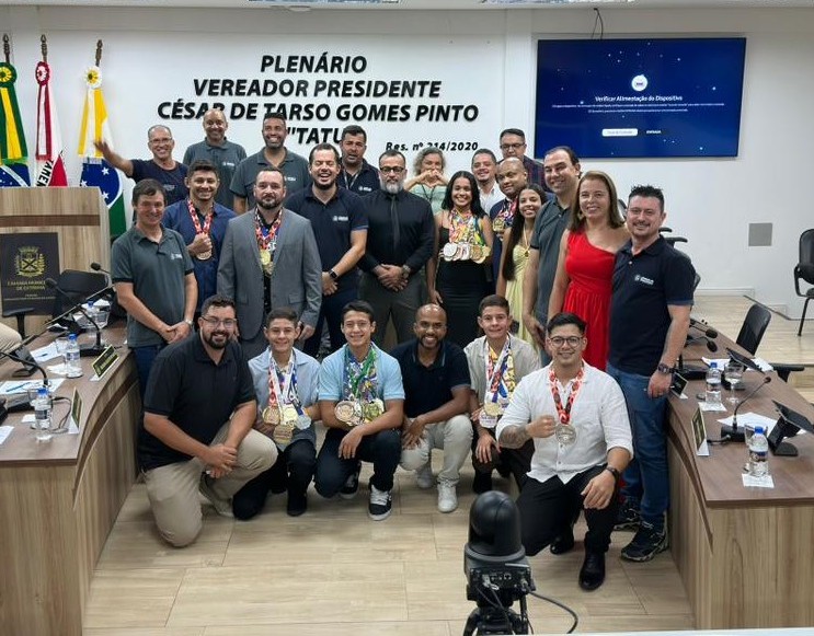 CÂMARA REALIZA 5ª REUNIÃO ORDINÁRIA E  5ª EXTRAORDINÁRIA EM SEQUÊNCIA