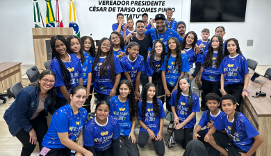 PROJETO DE MÚSICA AUÊ TRAZ RITMO E ALEGRIA AO “CÂMARA DE PORTAS ABERTAS”