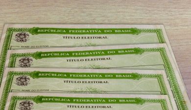 CAC AUXILIA CIDADÃOS NA REGULARIZAÇÃO DO TÍTULO DE ELEITOR ATÉ 6 DE MAIO