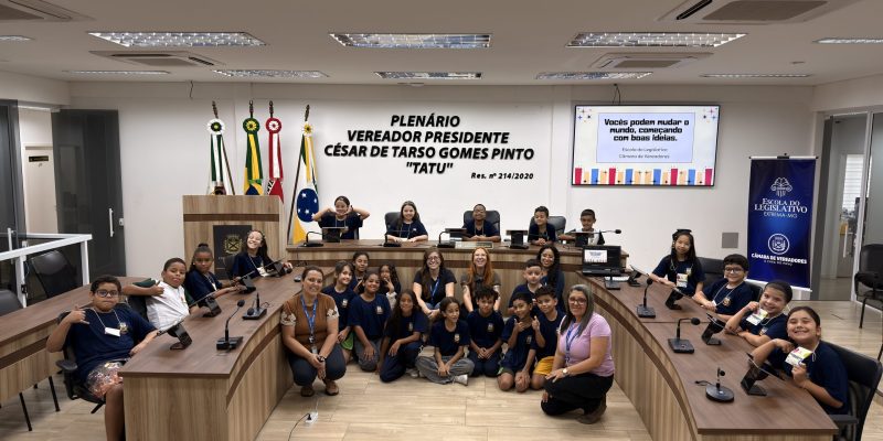 PROJETO CÂMARA DE PORTAS ABERTAS RECEBE ALUNOS DA E.M. MARISTELA CARNIEL ONISTO
