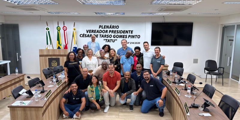 ASSOCIAÇÃO AFRODESCENDENTE DE EXTREMA (AFRODEX) RECEBE TÍTULO DE UTILIDADE PÚBLICA NA 8ª ORDINÁRIA