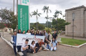 ESTUDANTES DE EXTREMA PARTICIPAM DE FÓRUM REGIONAL DO PARLAMENTO JOVEM EM INCONFIDENTES